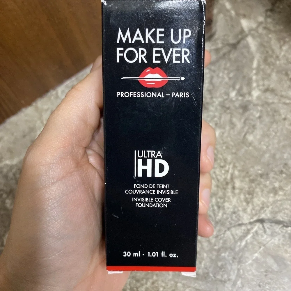 MAKE UP FOR EVER ULTRA HD INVISIBLE COVER FOUNDATION Y532 1.01 OZ BOXED